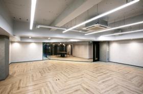 デザイナーズ物件！ 会議室造作済み！の居抜き賃貸オフィス物件(約50坪) ｜居抜きオフィス物件検索サイト【vivit-ビビット】（サムネイル4）
