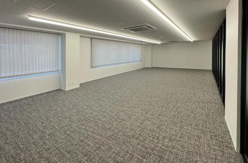 茅場町駅　徒歩3分 リノベオフィス!!の居抜き賃貸オフィス物件(約90坪) ｜居抜きオフィス物件検索サイト【vivit-ビビット】（5）