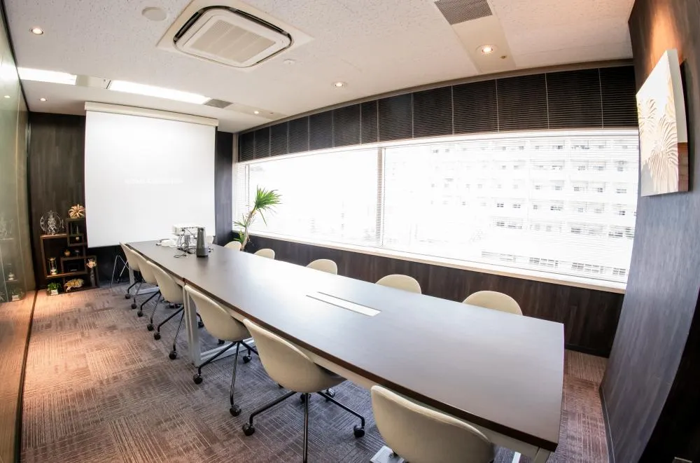 10名用会議室あり！ 駅直結居抜き物件！の居抜き賃貸オフィス物件(約20坪) ｜居抜きオフィス物件検索サイト【vivit-ビビット】（1）