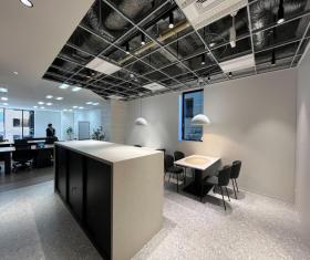 華やかなお洒落オフィス セットアッププラン多数あり！の居抜き賃貸オフィス物件(約75坪) ｜居抜きオフィス物件検索サイト【vivit-ビビット】（サムネイル8）
