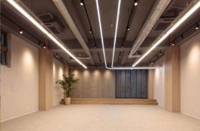 デザイナーズ物件！ 会議室造作済み！の居抜き賃貸オフィス物件(約60坪) ｜居抜きオフィス物件検索サイト【vivit-ビビット】（サムネイル3）