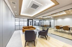 デザイナーズ物件！ 会議室造作済み！の居抜き賃貸オフィス物件(約65坪) ｜居抜きオフィス物件検索サイト【vivit-ビビット】（サムネイル3）