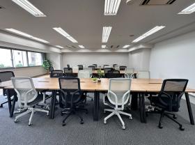 什器付き！ 会議室付き！の居抜き賃貸オフィス物件(約40坪) ｜居抜きオフィス物件検索サイト【vivit-ビビット】（サムネイル10）