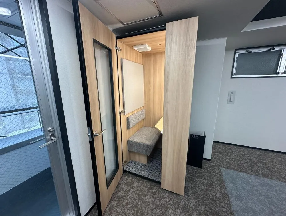 ヴィンテージ感あふれる 内装付きオフィスの居抜き賃貸オフィス物件(約40坪) ｜居抜きオフィス物件検索サイト【vivit-ビビット】（8）