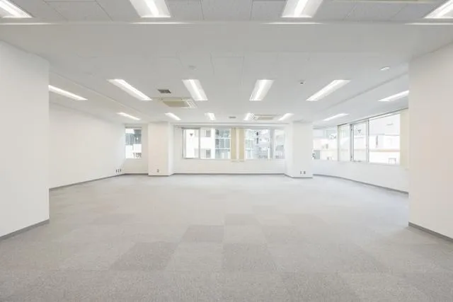 会議室1部屋造作済み 最寄り駅から徒歩1分と駅近物件の居抜き賃貸オフィス物件(約40坪) ｜居抜きオフィス物件検索サイト【vivit-ビビット】（5）