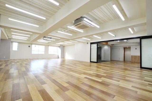 東京都中央区日本橋富沢町の居抜き賃貸オフィス物件(約50坪) ｜居抜きオフィス物件検索サイト【vivit-ビビット】（1）