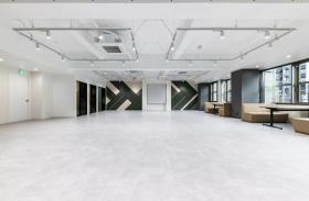 使い勝手の良いオフィス！ 会議室3室・フォンブース3室有の居抜き賃貸オフィス物件(約95坪) ｜居抜きオフィス物件検索サイト【vivit-ビビット】（サムネイル8）