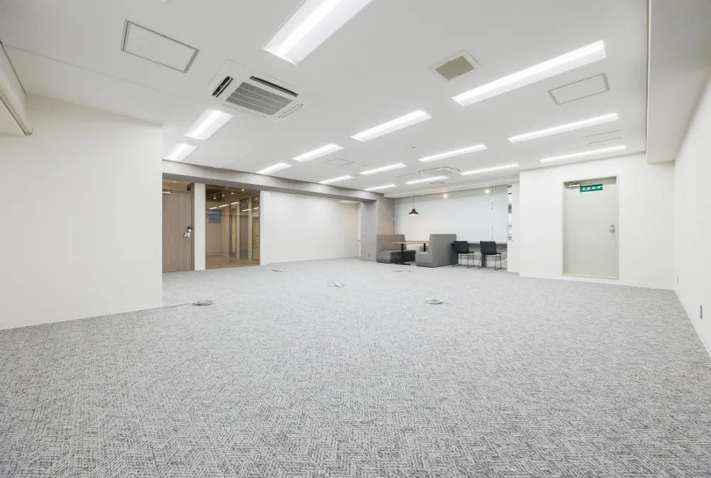 セットアップオフィス 清潔感あるおしゃれ内装の居抜き賃貸オフィス物件(約45坪) ｜居抜きオフィス物件検索サイト【vivit-ビビット】（10）