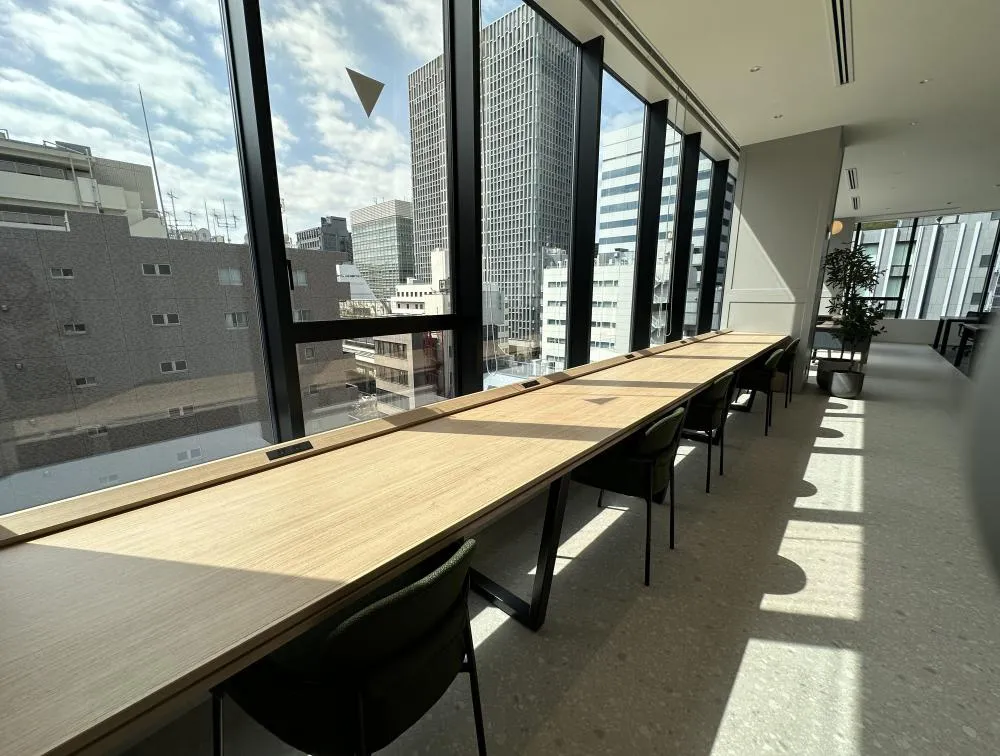 デザイナーズ物件！ 会議室造作済！の居抜き賃貸オフィス物件(約145坪) ｜居抜きオフィス物件検索サイト【vivit-ビビット】（3）