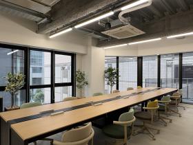 駅ちか新築物件 お洒落な内装の居抜き賃貸オフィス物件(約40坪) ｜居抜きオフィス物件検索サイト【vivit-ビビット】（サムネイル9）