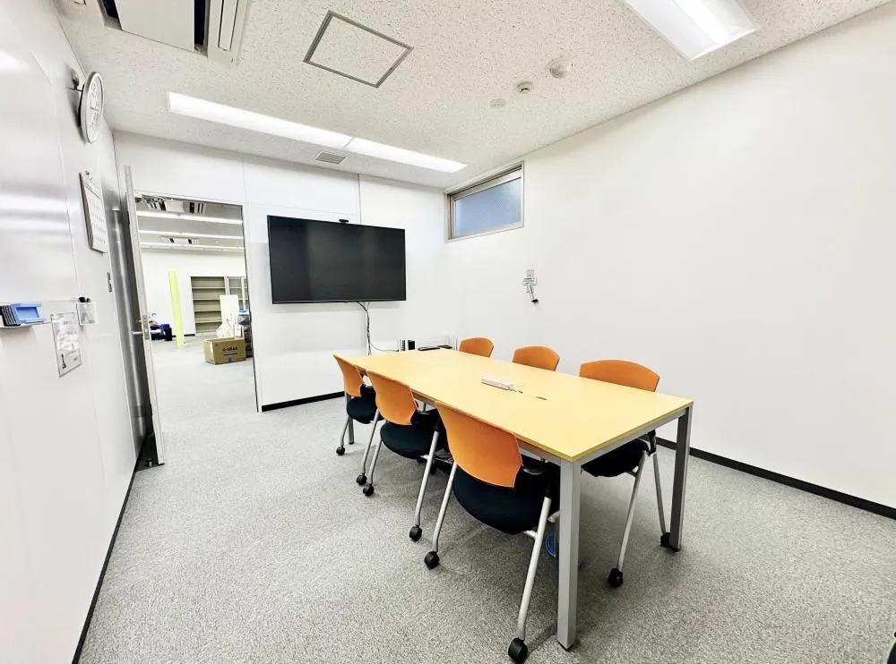 五反田エリア希少な居抜き物件 什器の継承可能！の居抜き賃貸オフィス物件(約85坪) ｜居抜きオフィス物件検索サイト【vivit-ビビット】（1）