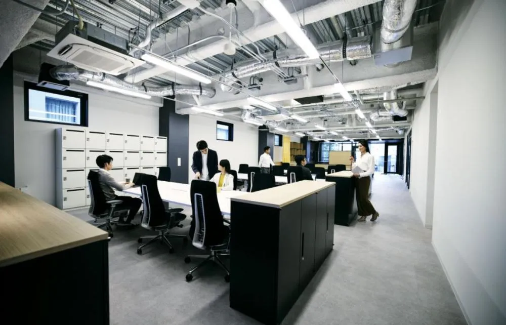家具付きセットアップオフィス 敷金0円＆原状回復免除の居抜き賃貸オフィス物件(約70坪) ｜居抜きオフィス物件検索サイト【vivit-ビビット】（3）
