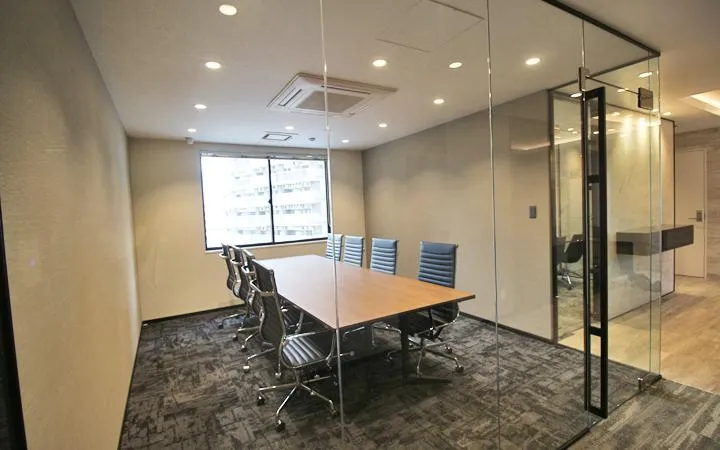 会議室2室 開放感あふれるセットアップ物件の居抜き賃貸オフィス物件(約60坪) ｜居抜きオフィス物件検索サイト【vivit-ビビット】（4）
