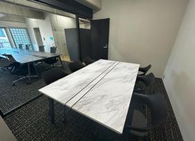 オシャレなラウンジ付き！ 半蔵門駅徒歩1分の好立地！の居抜き賃貸オフィス物件(約20坪) ｜居抜きオフィス物件検索サイト【vivit-ビビット】（サムネイル4）