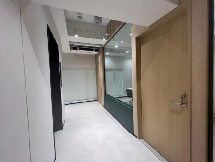 フルセットアップ 会議室１部屋ありの居抜き賃貸オフィス物件(約20坪) ｜居抜きオフィス物件検索サイト【vivit-ビビット】（5）
