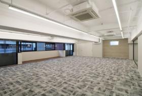 会議室付き 一部什器付きの居抜き賃貸オフィス物件(約50坪) ｜居抜きオフィス物件検索サイト【vivit-ビビット】（サムネイル4）