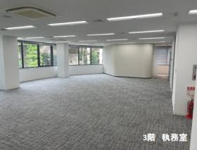 貸室内LED化済み！ 会議室付き！！の居抜き賃貸オフィス物件(約45坪) ｜居抜きオフィス物件検索サイト【vivit-ビビット】（サムネイル1）