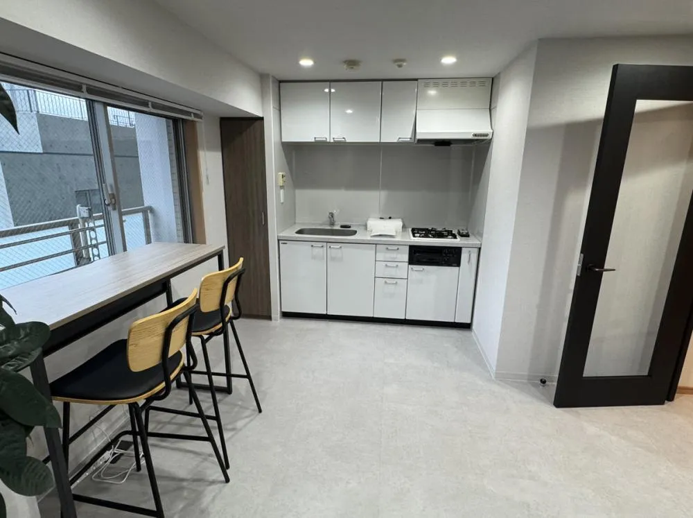 什器付き（テレブースあり） リノベーション済みの居抜き賃貸オフィス物件(約15坪) ｜居抜きオフィス物件検索サイト【vivit-ビビット】（5）