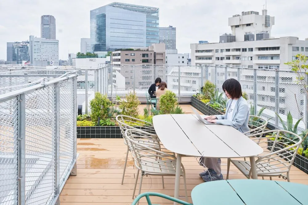 吹き抜けのおしゃれオフィス 渋谷徒歩圏内の新築物件！の居抜き賃貸オフィス物件(約10坪) ｜居抜きオフィス物件検索サイト【vivit-ビビット】（9）