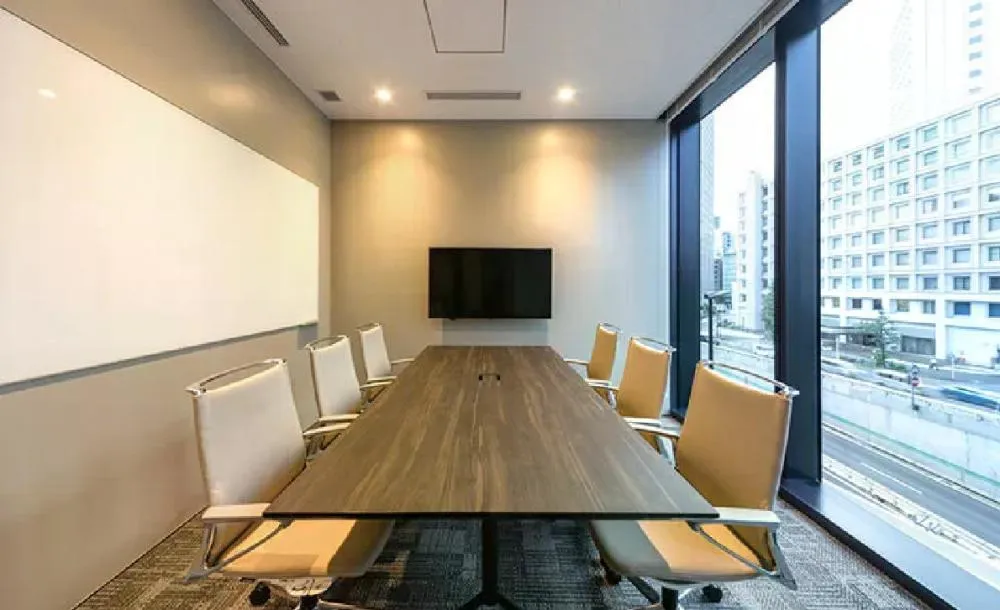 渋谷エリアのシェアオフィス！ 高級感のある共用部の居抜き賃貸オフィス物件(約5坪) ｜居抜きオフィス物件検索サイト【vivit-ビビット】（4）