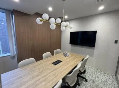 ★フルセットアップオフィス★ 6名用会議室あり 東京都千代田区岩本町 約25坪（約82㎡）
