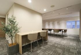 地下道直結！ オシャレなラウンジの居抜き賃貸オフィス物件(約20坪) ｜居抜きオフィス物件検索サイト【vivit-ビビット】（サムネイル4）