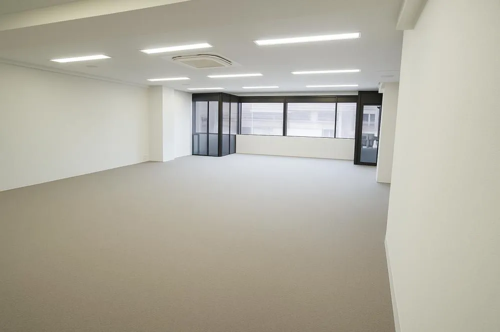 会議室2部屋付き！！ 平河町のセットアップオフィスの居抜き賃貸オフィス物件(約40坪) ｜居抜きオフィス物件検索サイト【vivit-ビビット】（3）