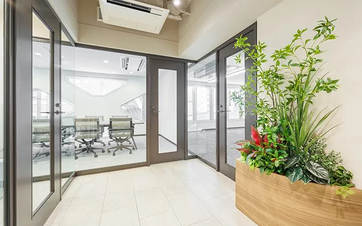 会議室3室 32席のセットアップの居抜き賃貸オフィス物件(約65坪) ｜居抜きオフィス物件検索サイト【vivit-ビビット】（4）