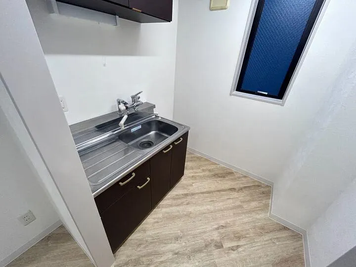 会議室2つ付き ハーフセットアップオフィスの居抜き賃貸オフィス物件(約50坪) ｜居抜きオフィス物件検索サイト【vivit-ビビット】（9）