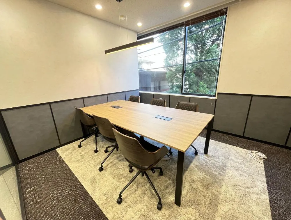 会議室2部屋・テレブース1部屋 神谷町駅徒歩1分の居抜き賃貸オフィス物件(約45坪) ｜居抜きオフィス物件検索サイト【vivit-ビビット】（4）