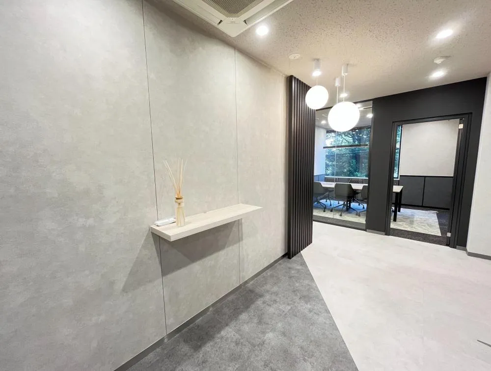 日比谷線神谷町駅徒歩1分 お洒落なハーフセットアップの居抜き賃貸オフィス物件(約45坪) ｜居抜きオフィス物件検索サイト【vivit-ビビット】（4）