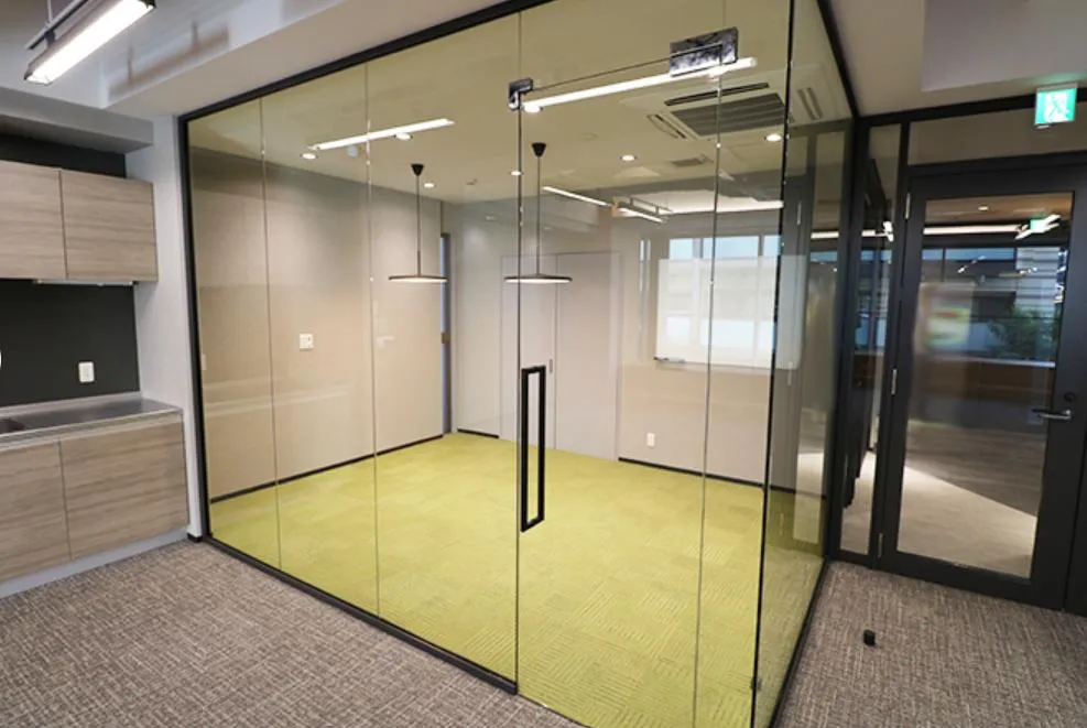 会議室あり 人気エリアハーフセットアップの居抜き賃貸オフィス物件(約35坪) ｜居抜きオフィス物件検索サイト【vivit-ビビット】（3）