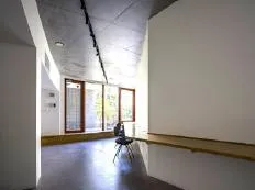 オフィスな家具付きオフィス！ テラス付き！の居抜き賃貸オフィス物件(約25坪) ｜居抜きオフィス物件検索サイト【vivit-ビビット】（4）