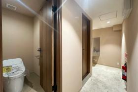 恵比寿に希少なセットアップ！ 会議室、個室ブースありの居抜き賃貸オフィス物件(約25坪) ｜居抜きオフィス物件検索サイト【vivit-ビビット】（サムネイル8）