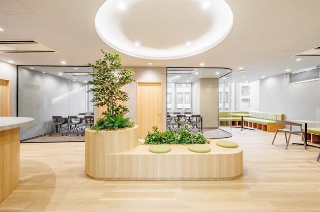 ベンチャー企業におすすめ 会議室2つ造作オフィス！の居抜き賃貸オフィス物件(約75坪) ｜居抜きオフィス物件検索サイト【vivit-ビビット】（1）