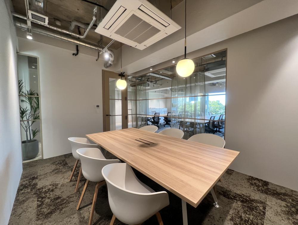 フルセットアップオフィス ハイクオリティな内装の居抜き賃貸オフィス物件(約45坪) ｜居抜きオフィス物件検索サイト【vivit-ビビット】（9）