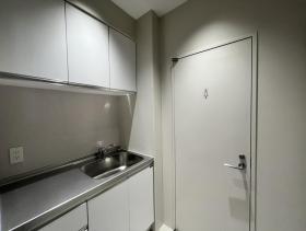 フルセットアップオフィス ハイクオリティな内装の居抜き賃貸オフィス物件(約45坪) ｜居抜きオフィス物件検索サイト【vivit-ビビット】（サムネイル10）