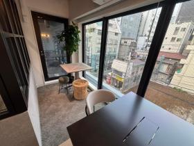 築浅！ ハイクオリティな内装の居抜き賃貸オフィス物件(約20坪) ｜居抜きオフィス物件検索サイト【vivit-ビビット】（サムネイル5）