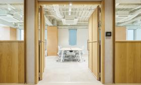 オシャレなラウンジ完備！ 原状回復不要！の居抜き賃貸オフィス物件(約35坪) ｜居抜きオフィス物件検索サイト【vivit-ビビット】（サムネイル4）