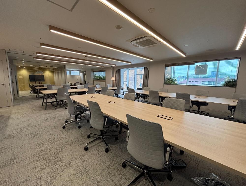 物件番号：F-09201 東京都新宿区信濃町 約85坪