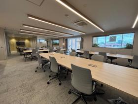 新築のセットアップオフィス！ 初期費用大幅削減！の居抜き賃貸オフィス物件(約85坪) ｜居抜きオフィス物件検索サイト【vivit-ビビット】（サムネイル1）