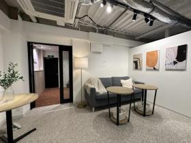 椅子デスク設置済み！ フルセットアップオフィス！の居抜き賃貸オフィス物件(約25坪) ｜居抜きオフィス物件検索サイト【vivit-ビビット】（サムネイル5）