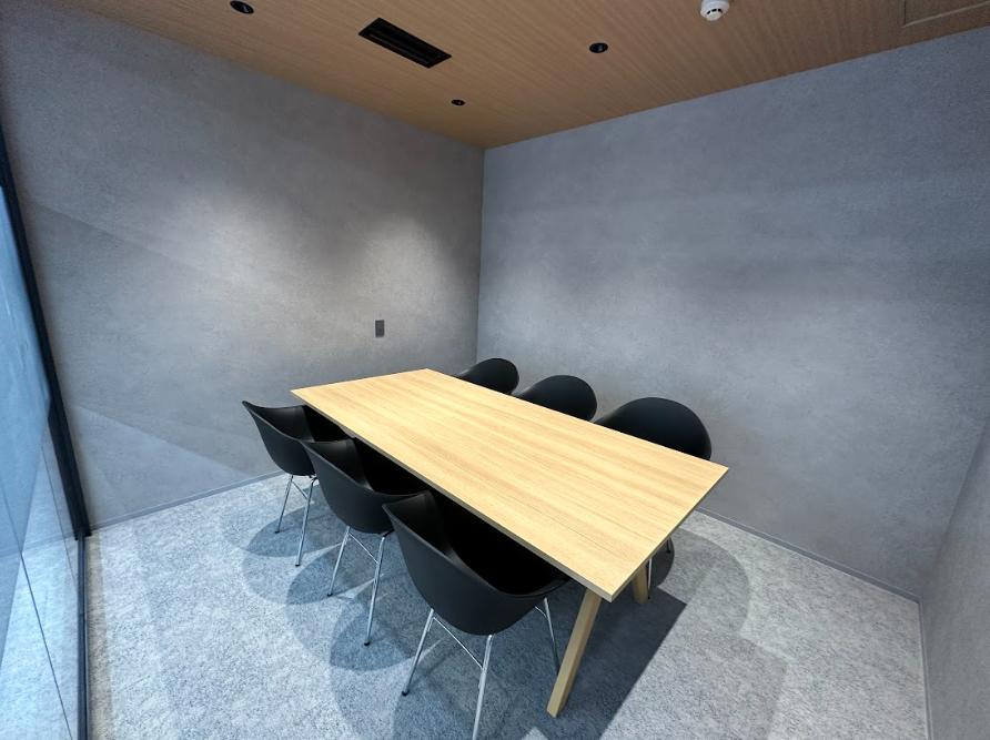 会議室2室 オシャレの居抜き賃貸オフィス物件(約50坪) ｜居抜きオフィス物件検索サイト【vivit-ビビット】（3）