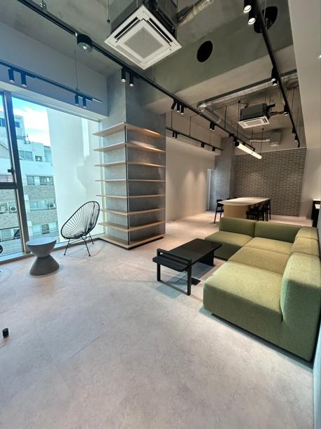 駅近おしゃれ物件！ フルセットアップオフィス！の居抜き賃貸オフィス物件(約30坪) ｜居抜きオフィス物件検索サイト【vivit-ビビット】（5）