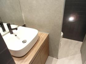 神楽坂徒歩4分！ 6名用会議室あり！！の居抜き賃貸オフィス物件(約35坪) ｜居抜きオフィス物件検索サイト【vivit-ビビット】（サムネイル6）