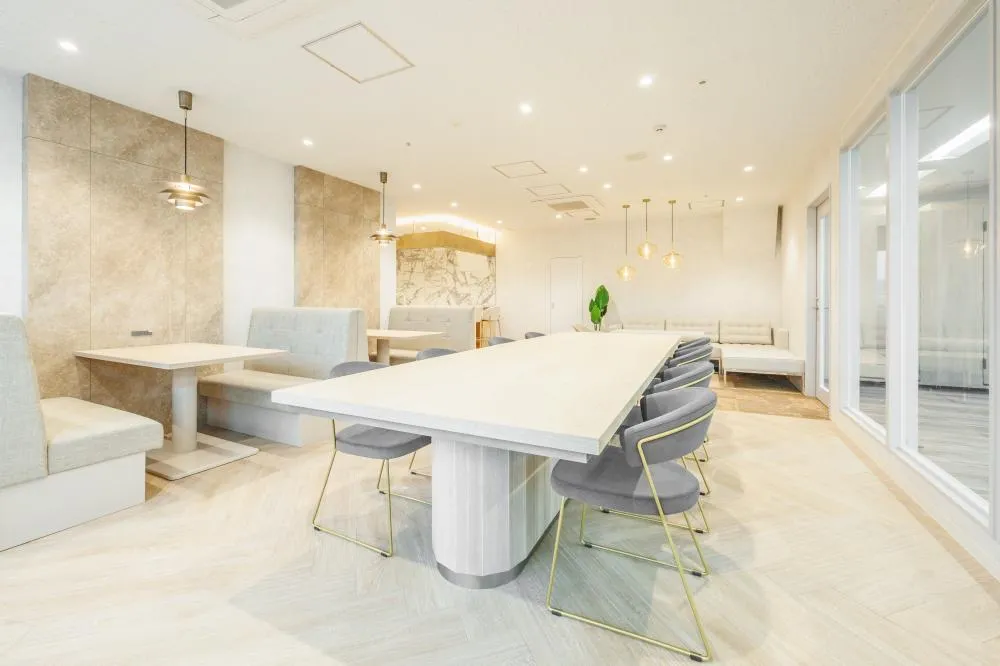 高級感のあるオフィス 会議室・テレカンブースあり！！の居抜き賃貸オフィス物件(約65坪) ｜居抜きオフィス物件検索サイト【vivit-ビビット】（3）