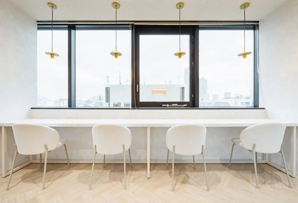 高級感のあるオフィス 会議室・テレカンブースあり！！の居抜き賃貸オフィス物件(約65坪) ｜居抜きオフィス物件検索サイト【vivit-ビビット】（5）