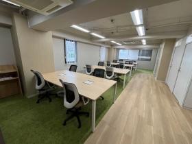 六本木エリア 6名用会議室付きの居抜き賃貸オフィス物件(約25坪) ｜居抜きオフィス物件検索サイト【vivit-ビビット】（サムネイル4）