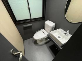 六本木エリア 6名用会議室付きの居抜き賃貸オフィス物件(約25坪) ｜居抜きオフィス物件検索サイト【vivit-ビビット】（サムネイル6）