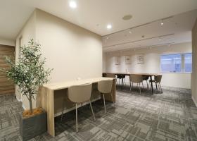 新宿地下道直結！！ 敷金・礼金０！！の居抜き賃貸オフィス物件(約25坪) ｜居抜きオフィス物件検索サイト【vivit-ビビット】（サムネイル6）